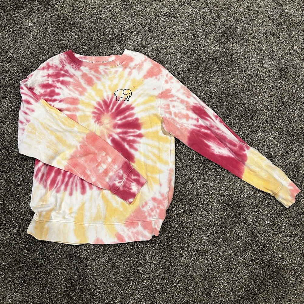 tie dye crewneck